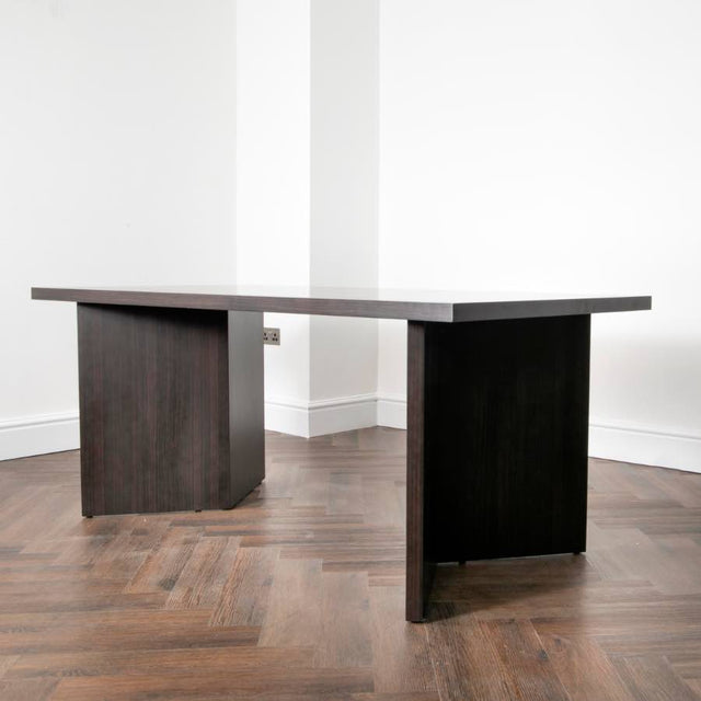 Modern-8-Seater-Rectangular-Dining-Table-Walnut-Oak-Veneer-Top-V-Legs-180cm